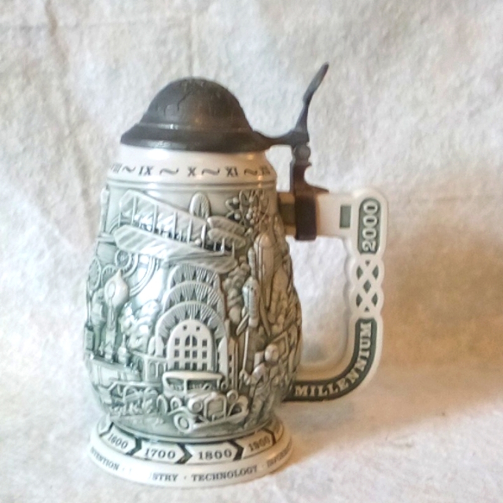 Beer Stein millennium depicting 1000 years of incredible global  history - ceram